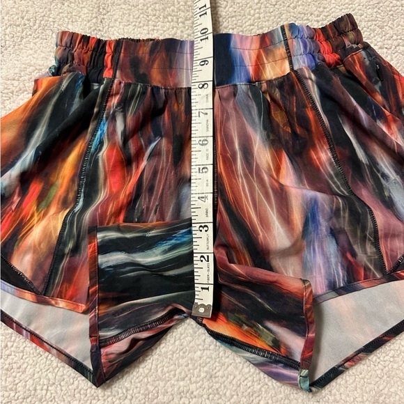 Lululemon Hotty Hot Shorts High-Rise Long 4" Chroma Fusion Multi Black - Picture 5 of 11